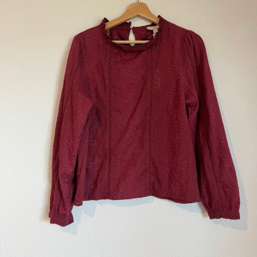 Jennifer & Grace Burgundy Eyelet Long Sleeve Top Women's Size Medium NWT